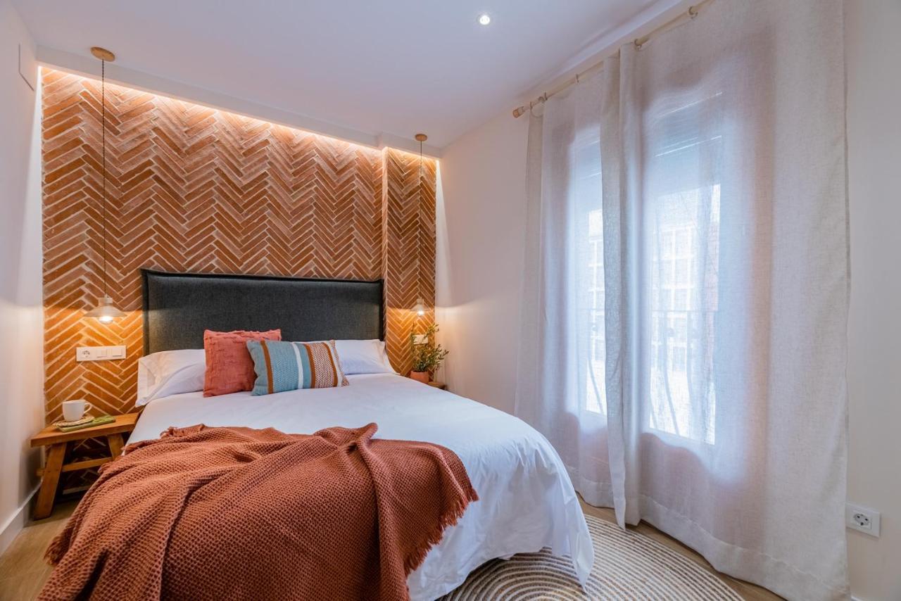 Vestal Suites Domo 坎布里尔斯 外观 照片