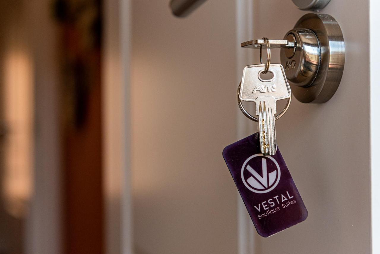 Vestal Suites Domo 坎布里尔斯 外观 照片